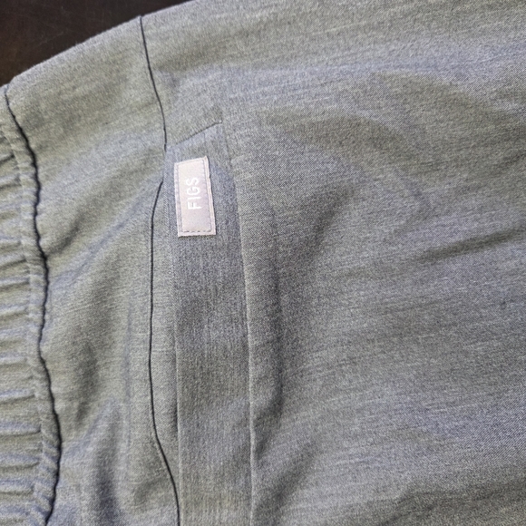 Figs Gray Jogger Pants with Green Drawstring Size M/S - Picture 6 of 6